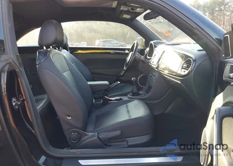 2012 Volkswagen Beetle 2.5L из США, поврежденный, VIN 3VWHP7AT9CM636849